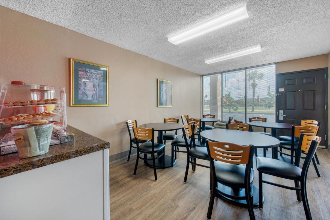 Econo Lodge Сент-Огастин Экстерьер фото