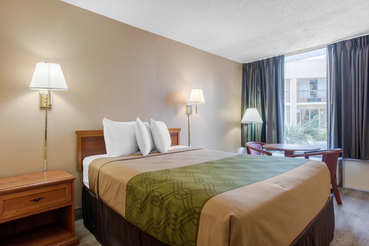 Econo Lodge Сент-Огастин Экстерьер фото