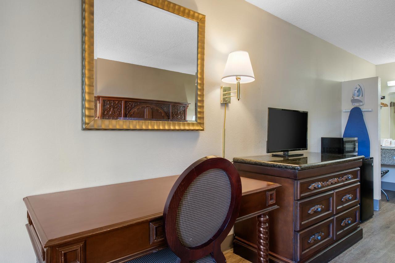 Econo Lodge Сент-Огастин Экстерьер фото